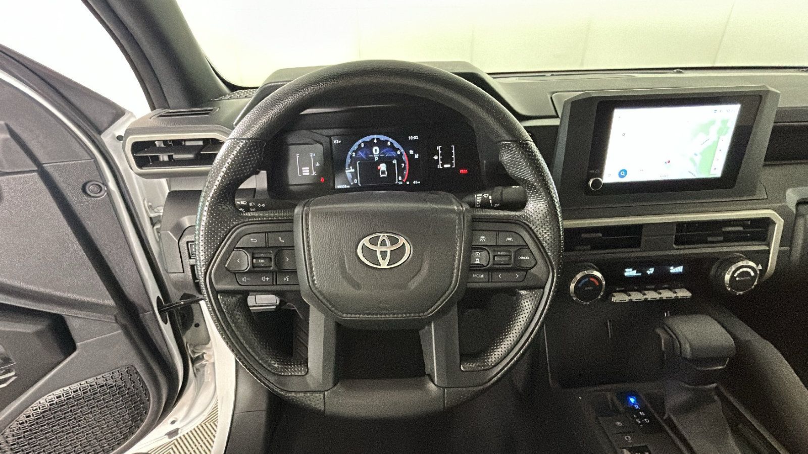 Used 2024 Toyota Tacoma SR AWD/4WD image 18