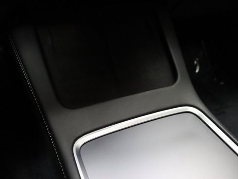 Used 2023 Tesla Model 3 Standard Range image 40