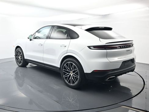 Certified 2024 Porsche Cayenne Coupe AWD/4WD image 3