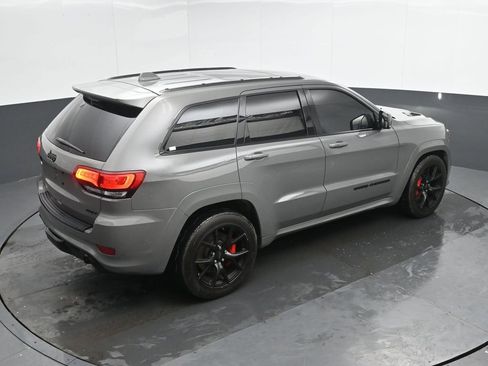 Used 2019 Jeep Grand Cherokee SRT image 35