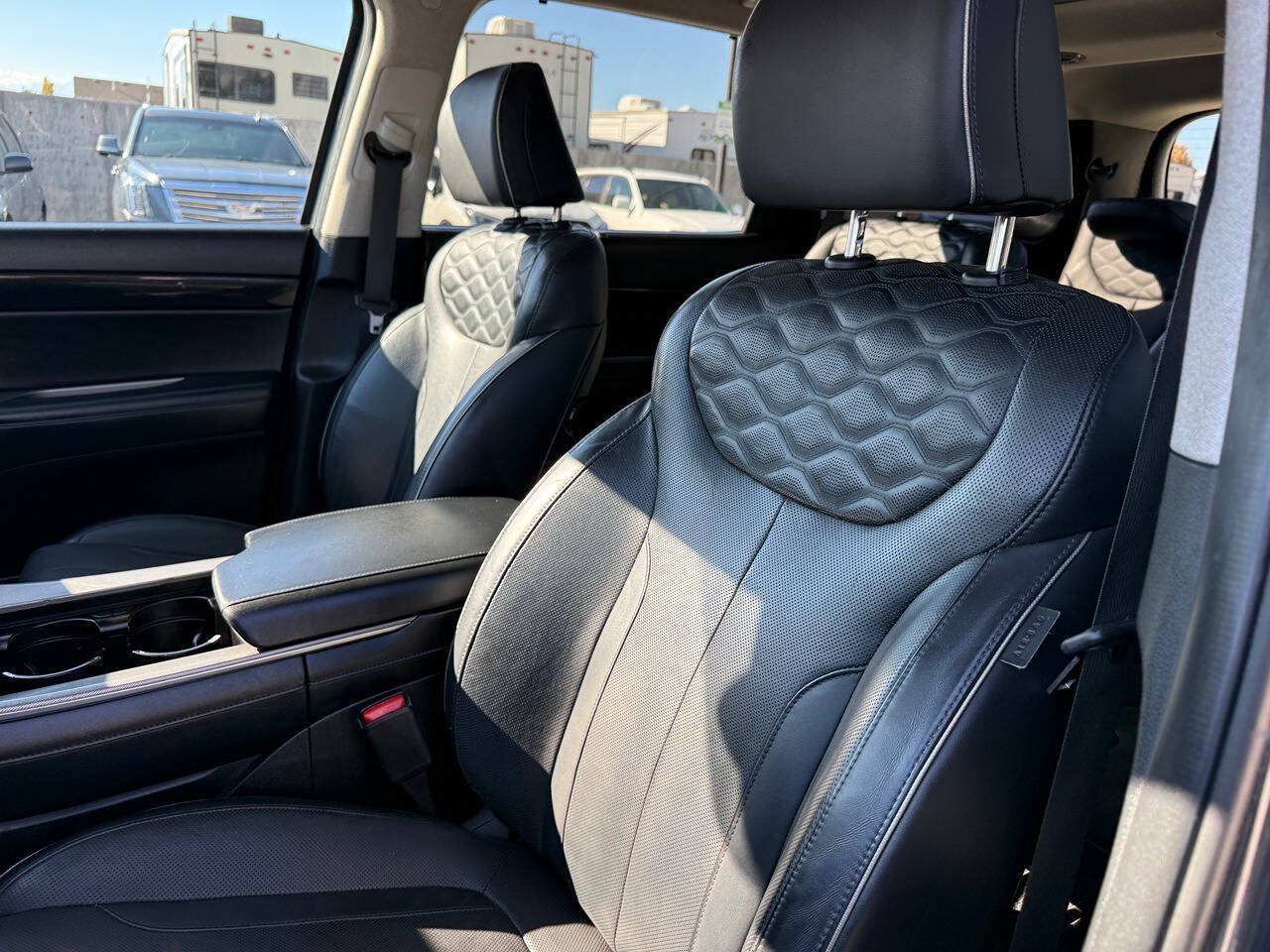 Used 2021 Hyundai Palisade Limited AWD/4WD image 16