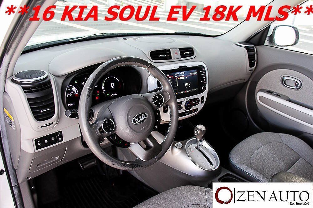 Used 2016 Kia Soul EV FWD image 21