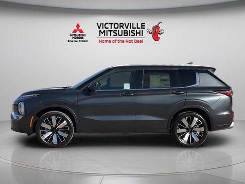 New 2026 Mitsubishi Outlander SEL FWD image 4