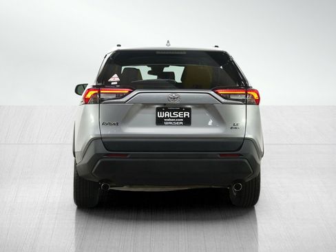 Used 2025 Toyota RAV4 LE AWD/4WD image 6