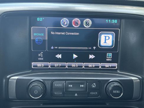 Used 2015 Chevrolet Express 2500 image 36