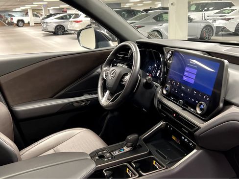 Certified 2024 Lexus TX 350 AWD w/ Technology Package image 32