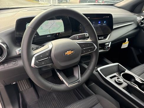 New 2026 Chevrolet Equinox LT image 25