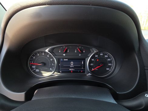 Certified 2024 GMC Terrain SLE AWD/4WD image 16