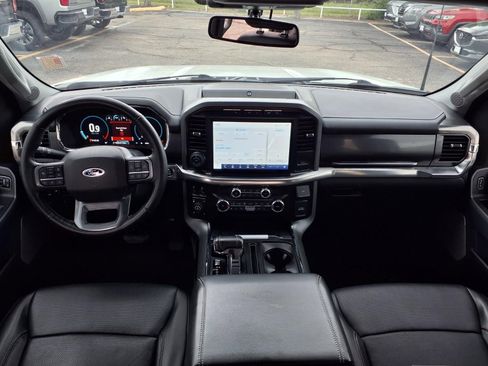 Used 2022 Ford F150 Lariat w/ Equipment Group 502A High AWD/4WD image 3