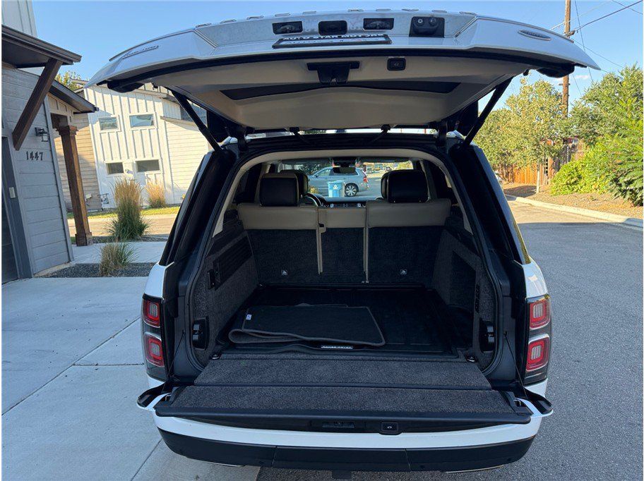 Used 2018 Land Rover Range Rover HSE AWD/4WD image 42