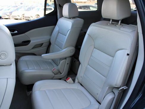 Used 2021 GMC Acadia Denali w/ Denali Ultimate Package image 23