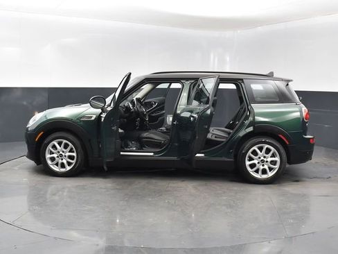 Used 2017 MINI Cooper Clubman ALL4 w/ Premium Package AWD/4WD image 28