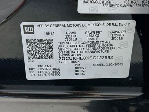 Used 2025 Chevrolet Silverado 1500 ZR2 w/ Technology Package AWD/4WD image 37