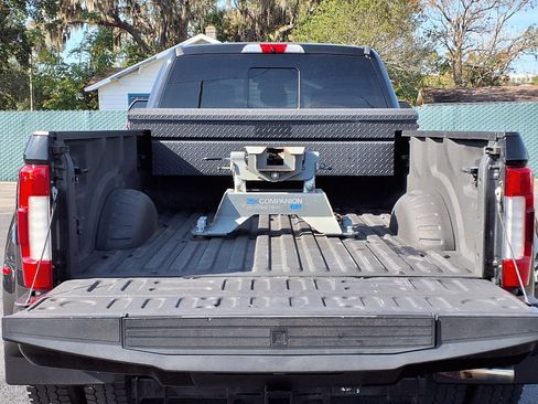 Used 2019 Ford F450 Limited image 7