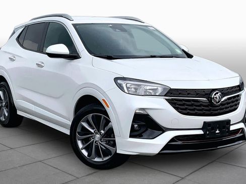 Used 2023 Buick Encore GX Select w/ Sport Touring Package FWD image 3