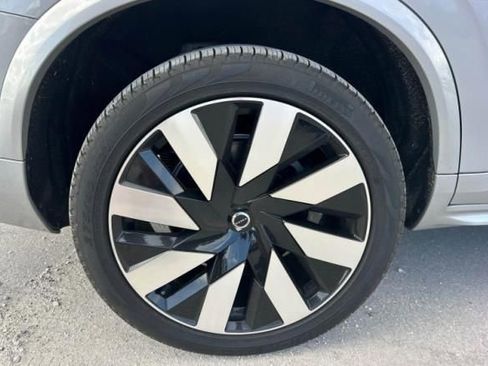 Used 2023 Volvo XC90 T8 Ultimate image 6