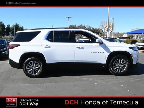 Used 2023 Chevrolet Traverse LT image 5