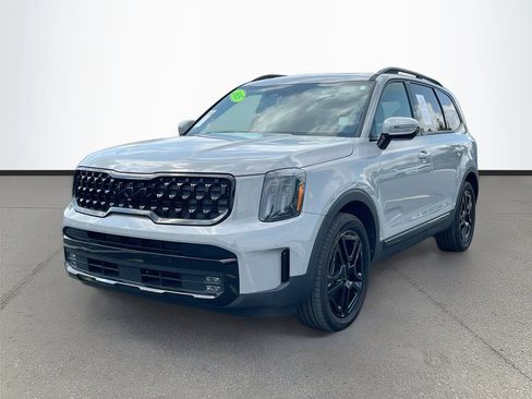 Used 2025 Kia Telluride SX X-Line AWD/4WD image 3