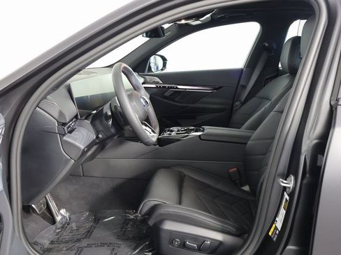 Used 2025 BMW i5 M60 AWD/4WD image 10