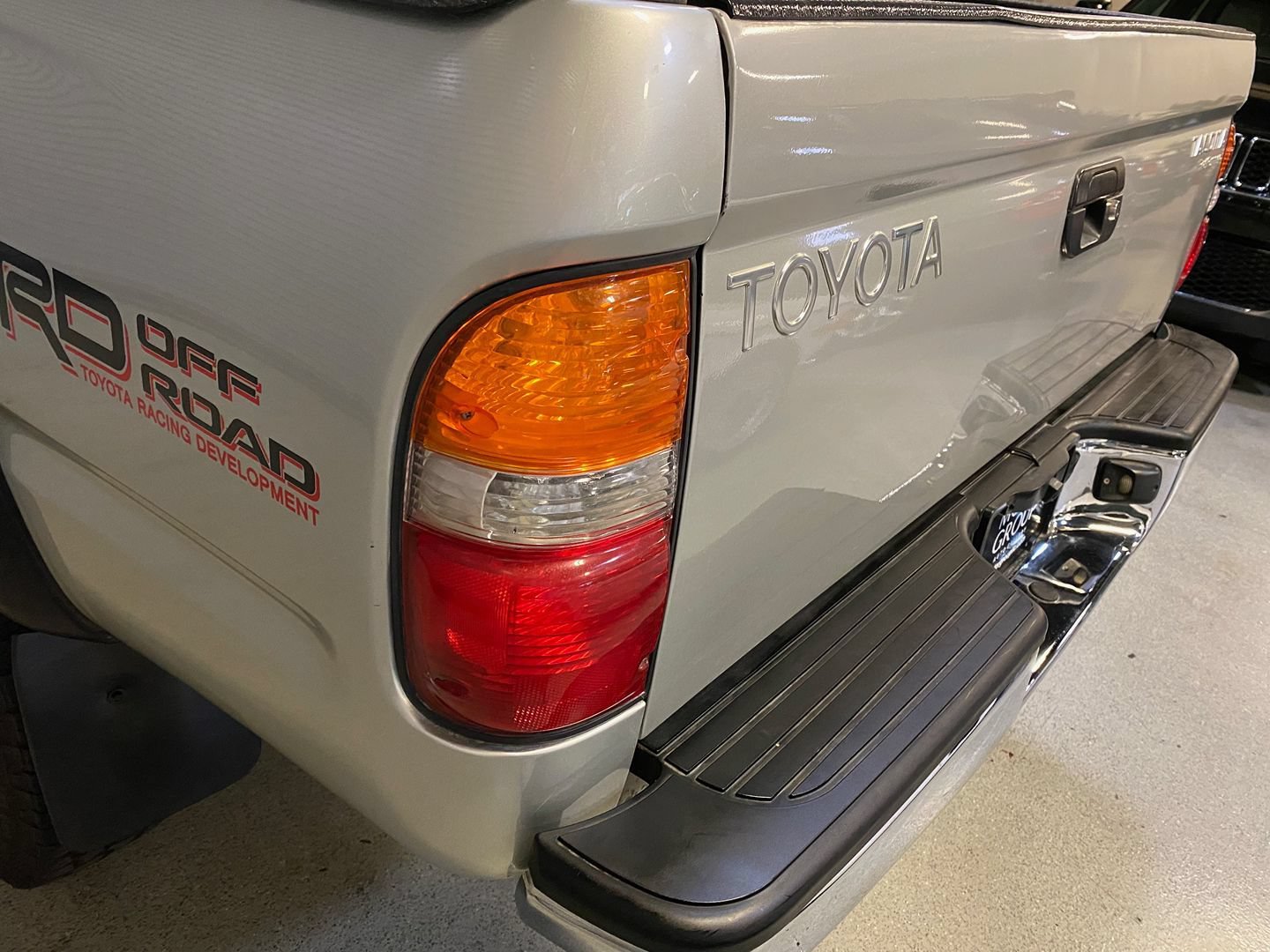 Used 2001 Toyota Tacoma PreRunner RWD image 12