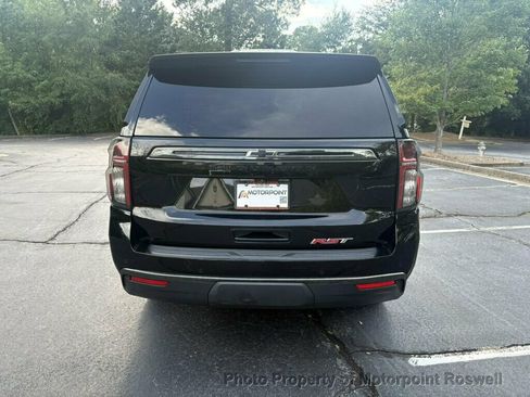 Used 2022 Chevrolet Suburban RST w/ Luxury Package RWD image 8