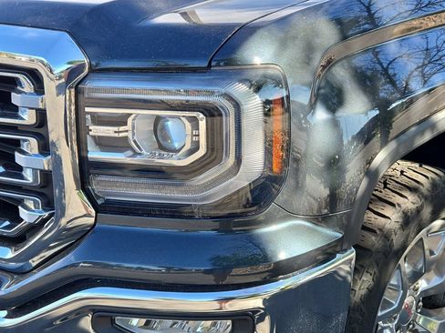 Used 2017 GMC Sierra 1500 SLT AWD/4WD image 4