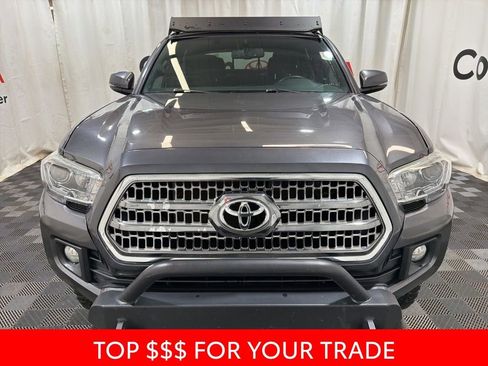 Used 2017 Toyota Tacoma TRD Off-Road w/ Tow Package (A/T) AWD/4WD image 2