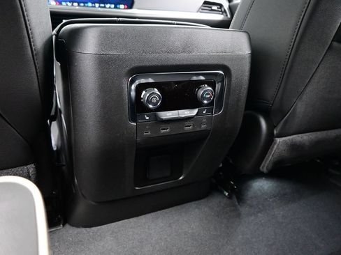 New 2026 Chevrolet Suburban Premier AWD/4WD image 47