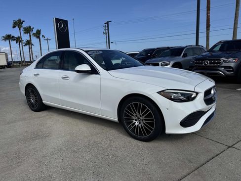 Used 2023 Mercedes-Benz C 300 Sedan image 3