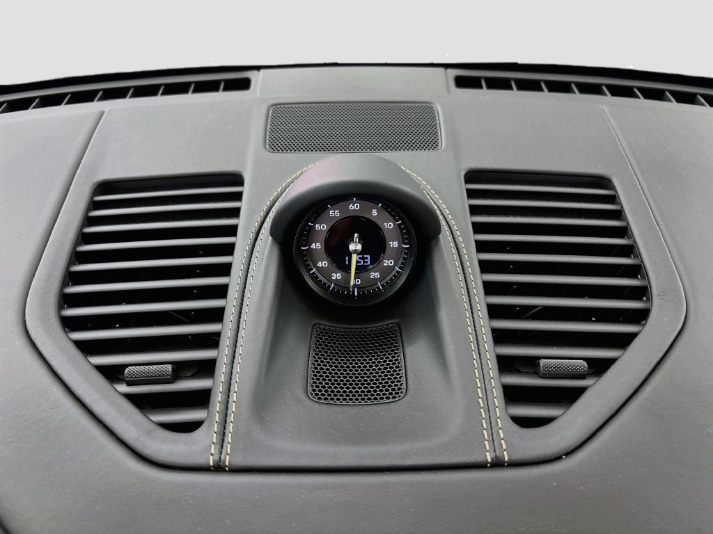 Used 2026 Porsche 911 GT3 RWD image 17