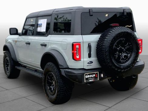 Used 2023 Ford Bronco Badlands w/ Sasquatch Package AWD/4WD image 11
