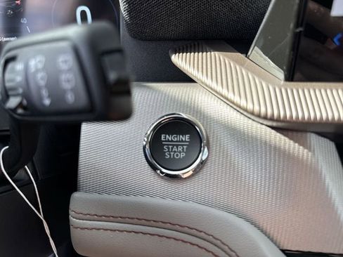 New 2026 Ford Explorer Active w/ Active Comfort Package image 26