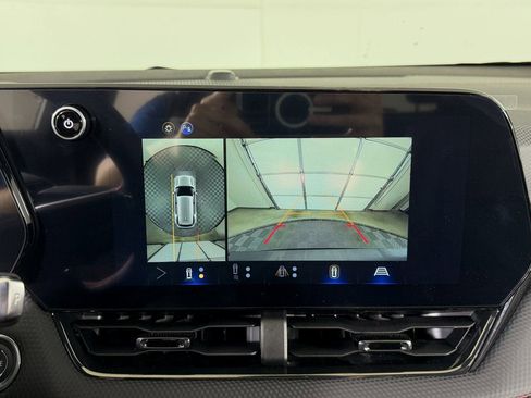 New 2026 Chevrolet Equinox RS w/ Convenience Package III FWD image 26