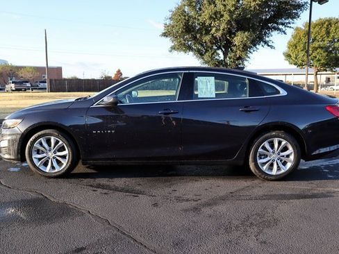 Used 2023 Chevrolet Malibu LT image 2