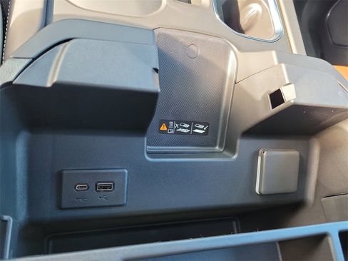 New 2025 GMC Sierra 3500 Denali Ultimate image 36