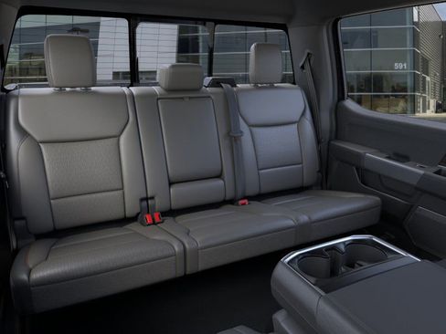 New 2025 Ford F150 Lariat w/ Equipment Group 501A Mid image 11