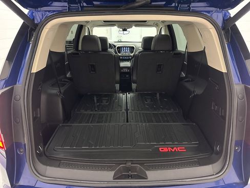 Used 2023 GMC Acadia Denali w/ Denali Ultimate Package image 18