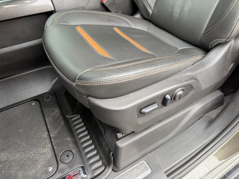 Used 2023 GMC Sierra 2500 AT4 w/ AT4 Premium Plus Package image 25