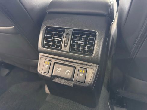 Used 2019 Subaru Legacy 2.5i Limited image 17