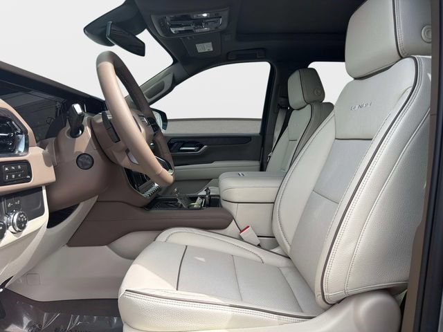 New 2026 GMC Yukon Denali w/ Denali Reserve Package AWD/4WD image 17