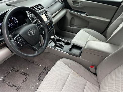 Certified 2017 Toyota Camry LE image 11
