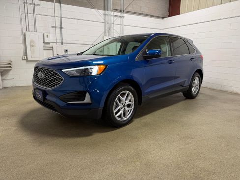 Certified 2024 Ford Edge SEL AWD/4WD image 2