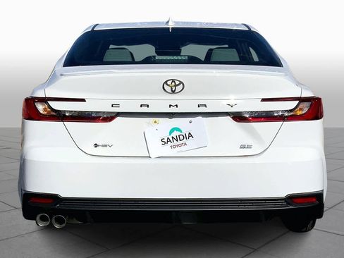 Certified 2026 Toyota Camry SE image 4