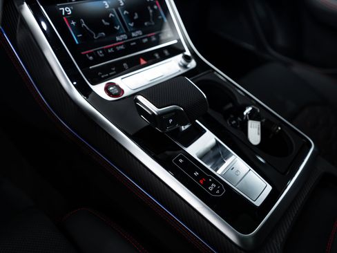 New 2026 Audi RS Q8 performance image 11