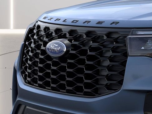 New 2026 Ford Explorer ST-Line w/ ST-Line Street Pack AWD/4WD image 17