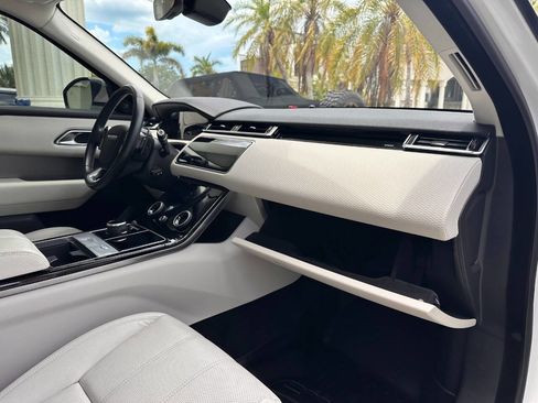 Used 2019 Land Rover Range Rover Velar S AWD/4WD image 60
