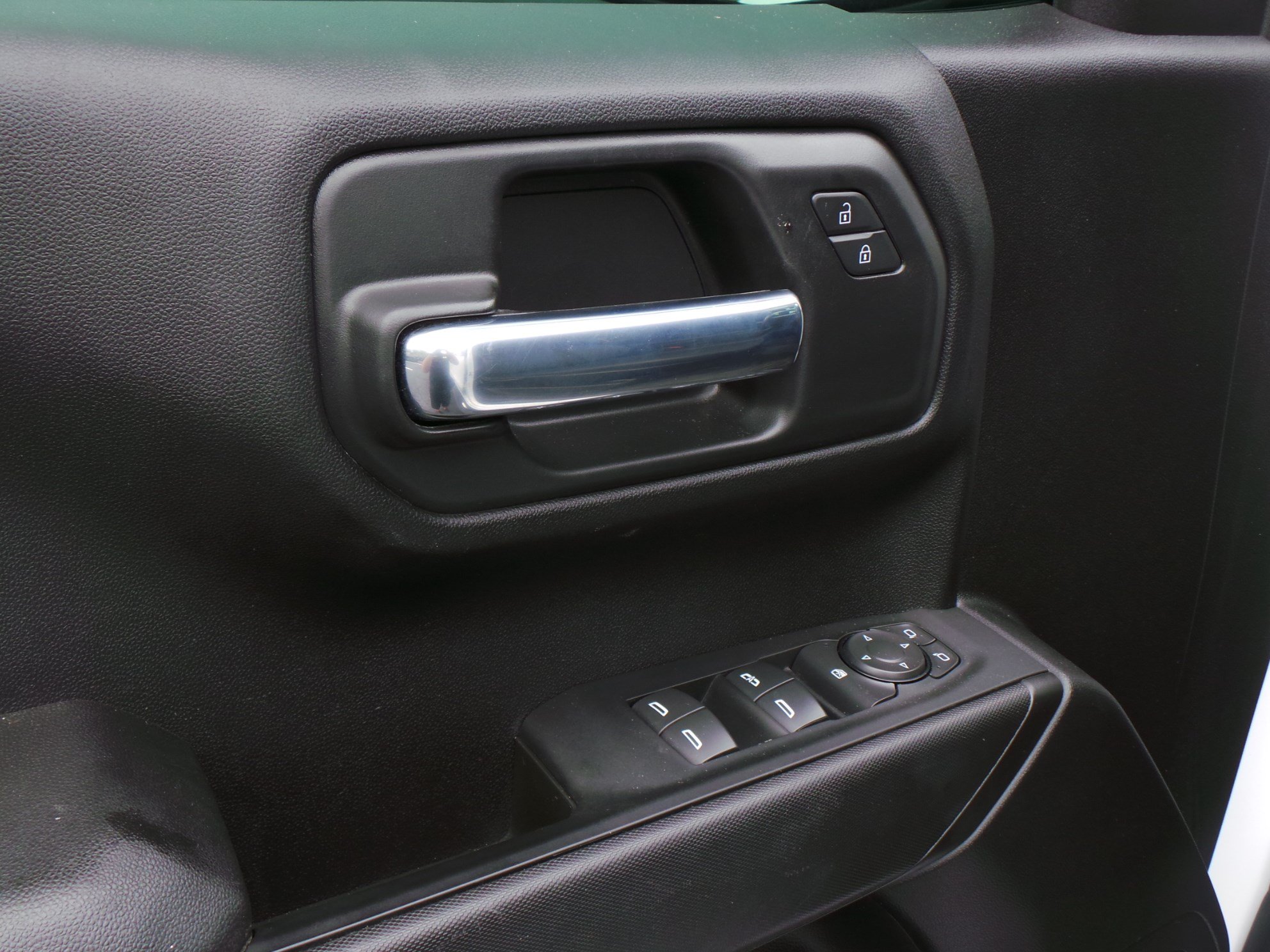 Used 2026 Chevrolet Silverado 1500 W/T w/ WT Value Package AWD/4WD image 28