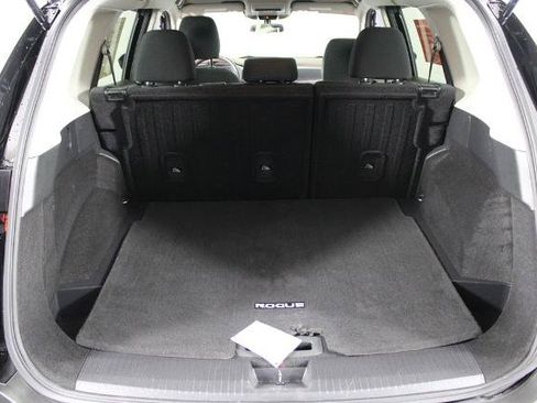 Certified 2023 Nissan Rogue S FWD image 17