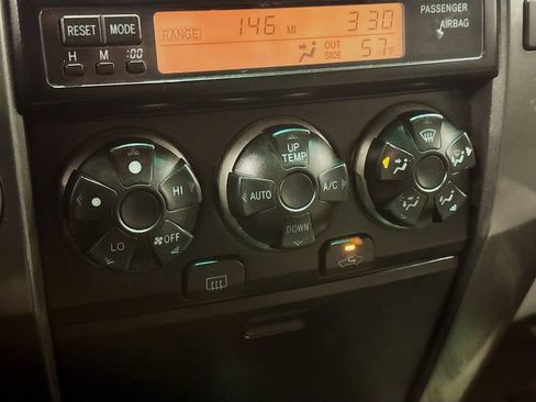 Used 2006 Toyota 4Runner SR5 image 12