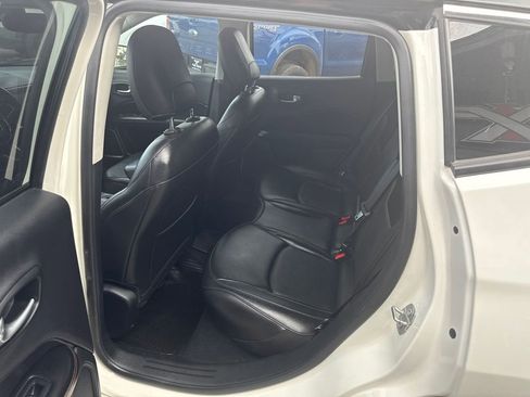 Used 2021 Jeep Compass Limited AWD/4WD image 12